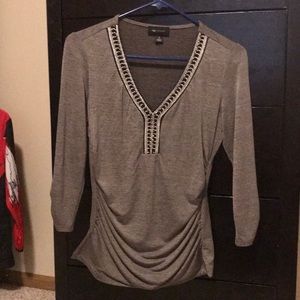 Shirt grey with sequin neckline